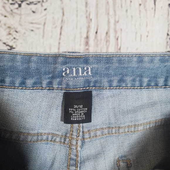 ana denim shorts *LAST CHANCE* - Picture 4 of 7